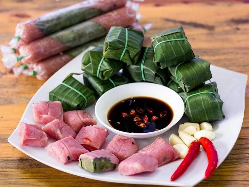 Nem được gói gọn gàng, dễ mang theo và là món quà vặt khoái khẩu của nhiều người
