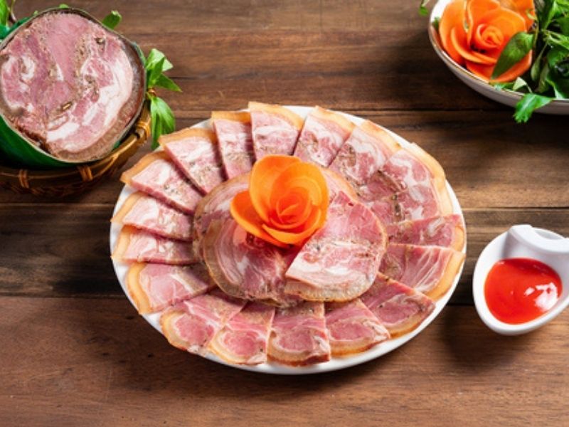 Bạn có thể bảo quản giò me trong ngăn mát tủ lạnh
