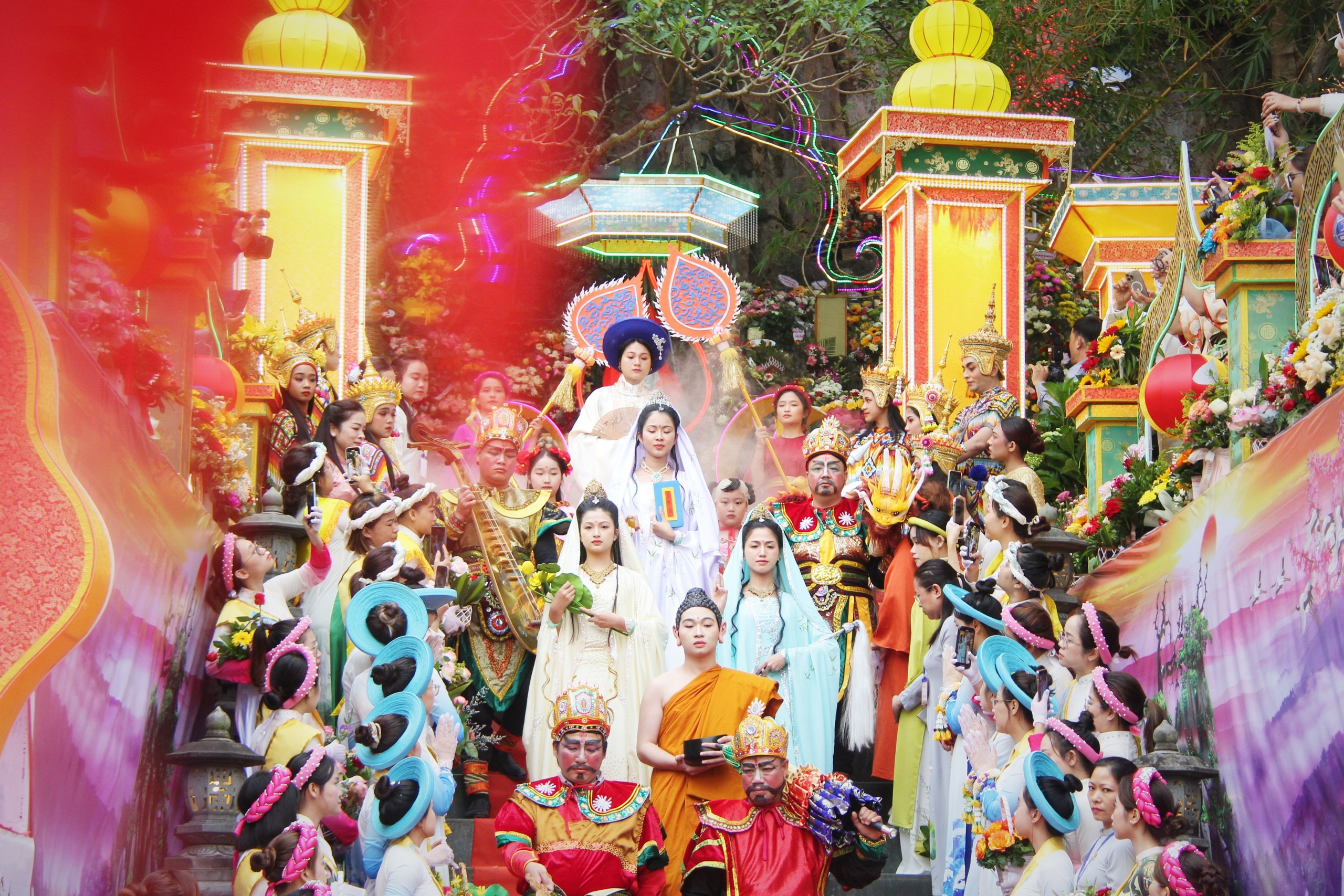 Lễ rước tượng Quan Thế Âm nghi thức quan trọng trong lễ hội
