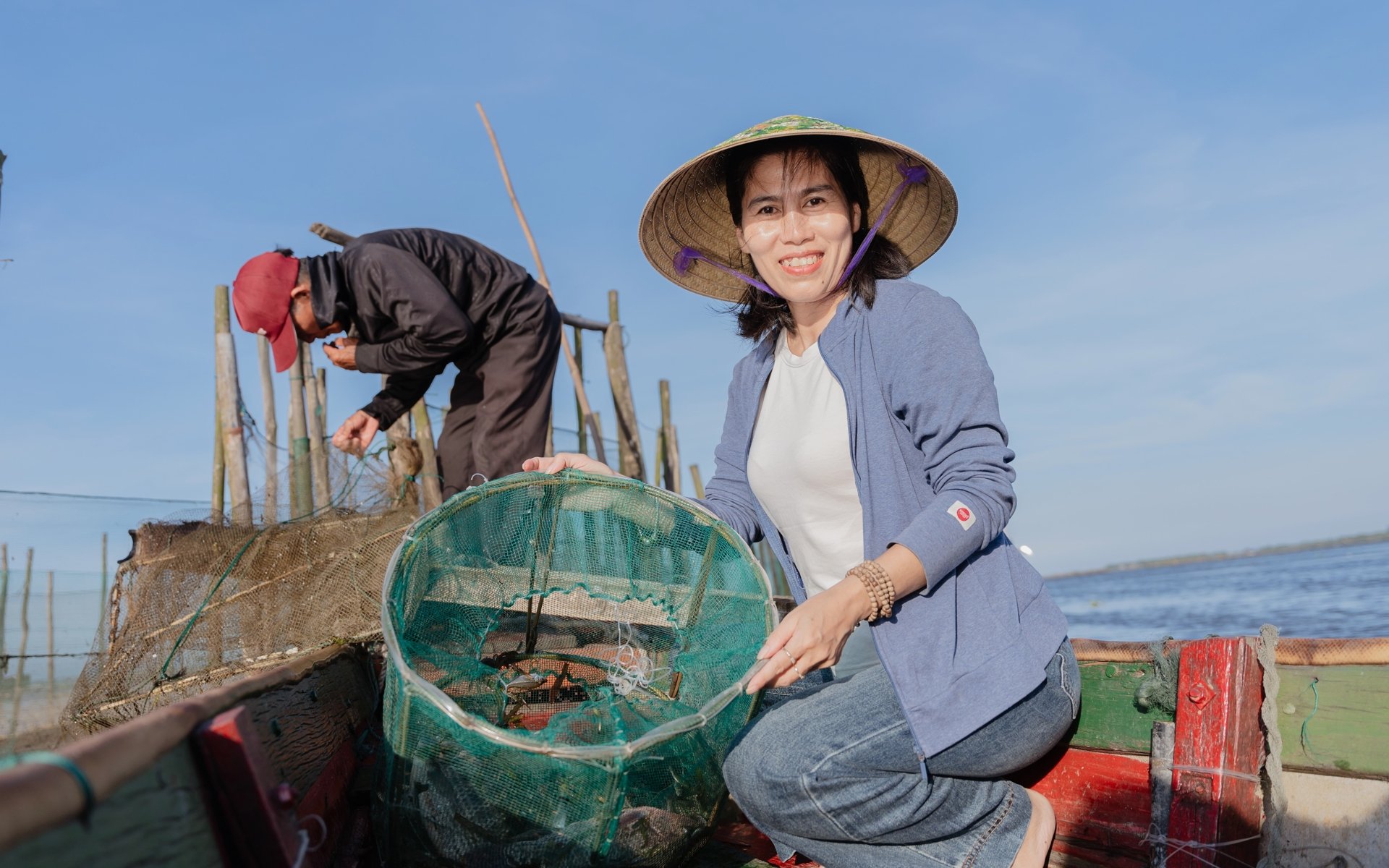 Trải nghiệm ra biển cùng ngư dân địa phương
