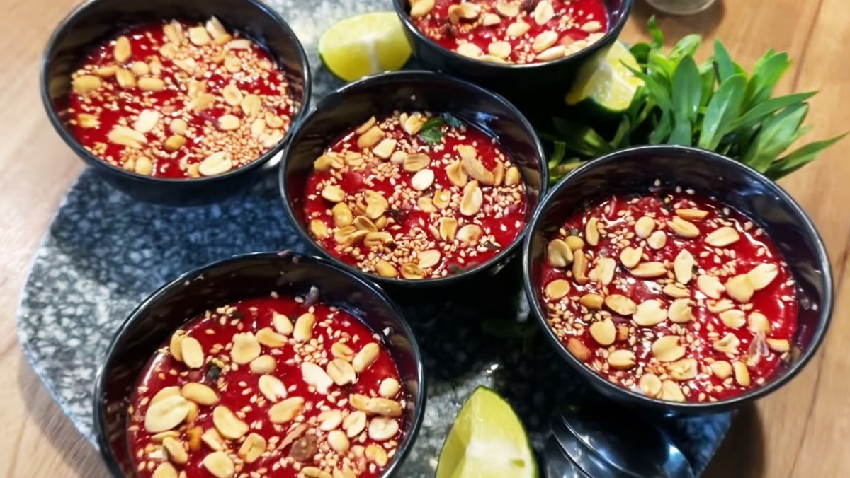 Những bát tiết bắt mắt, hấp dẫn tại quán Hùng
