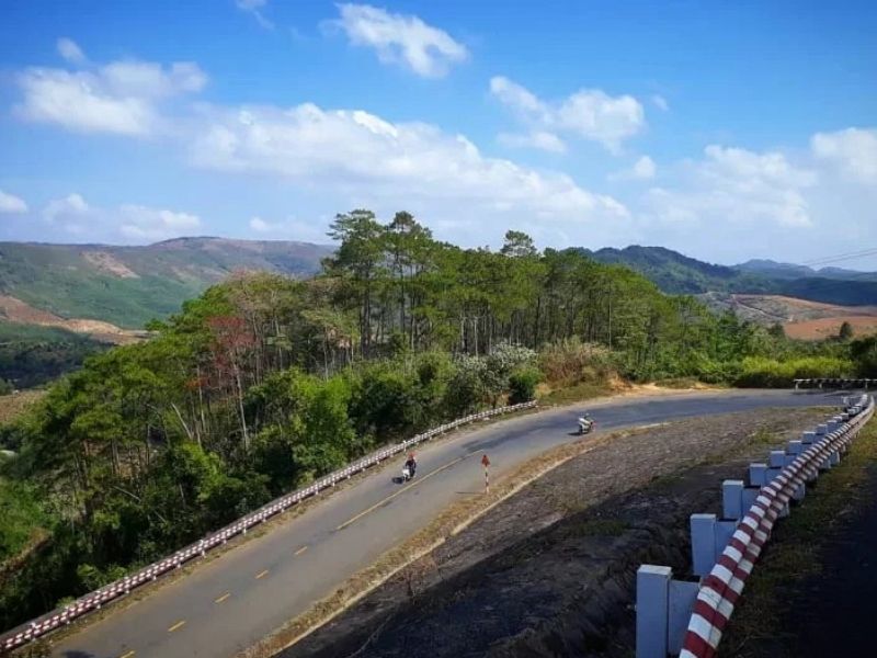 Bạn có thể di chuyển tới Đắk Nông bằng nhiều phương tiện khác nhau
