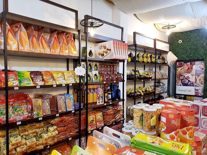 Cửa hàng Đặc sản Đà Nẵng 128 chuyên bán đặc sản miền Trung 