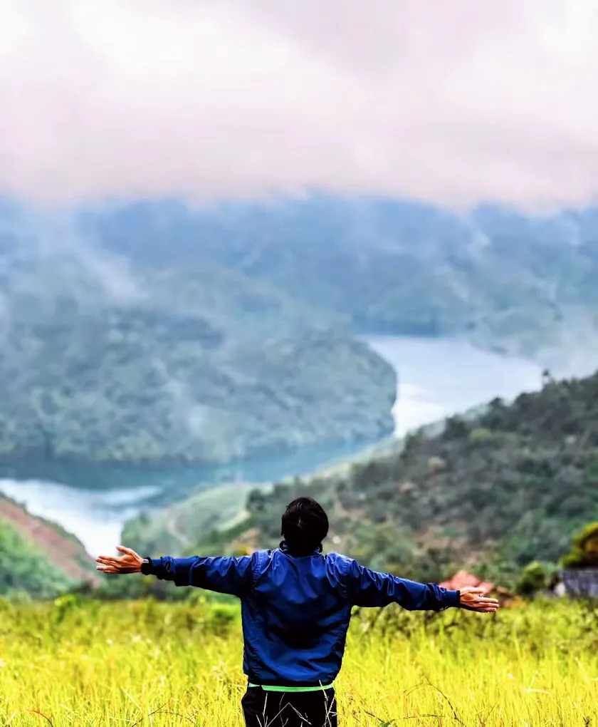 Chụp ảnh check-in ở Vườn Quốc Gia Tà Đùng
