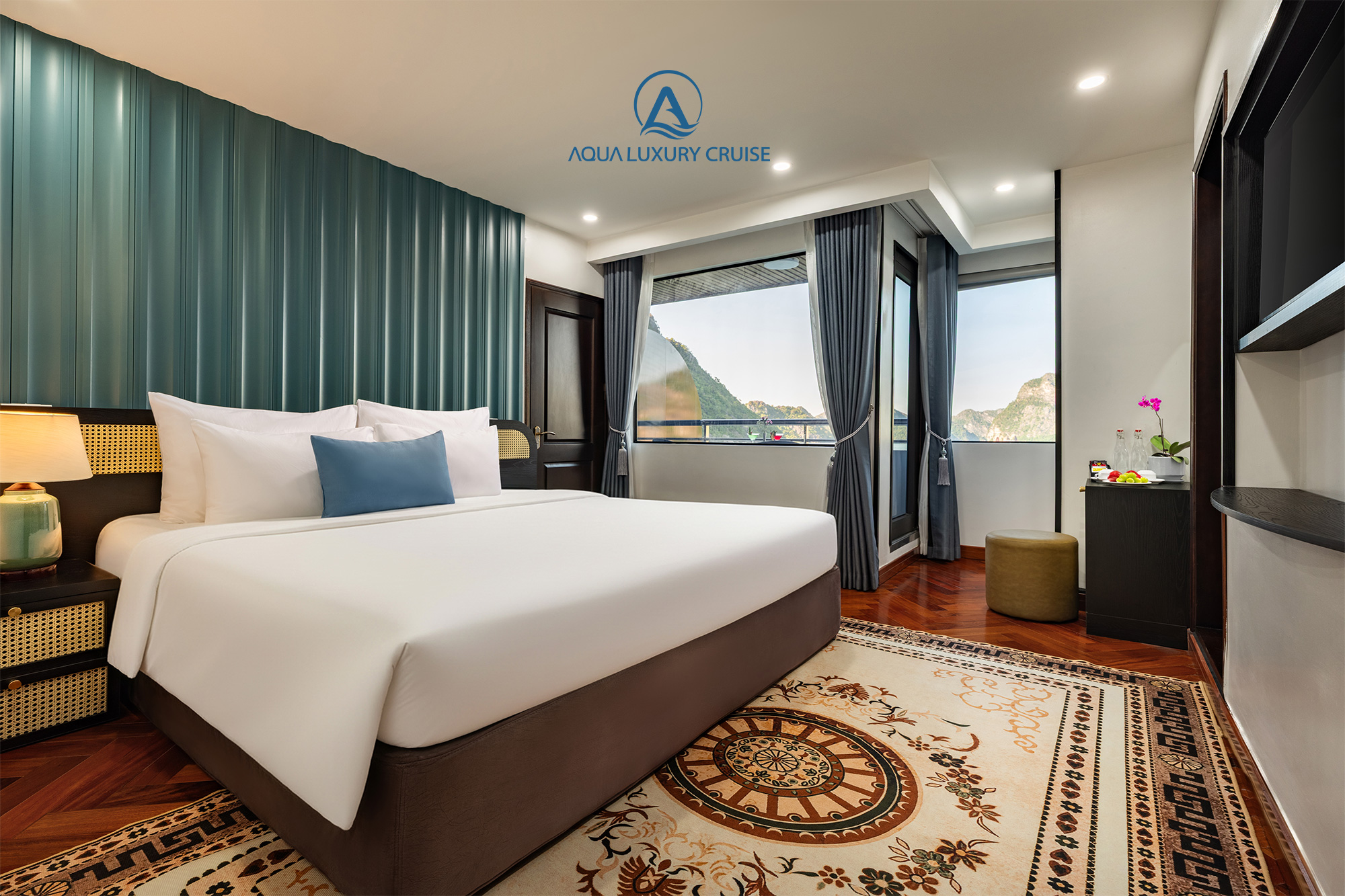 Phòng nghỉ Du thuyền Aqua Luxury