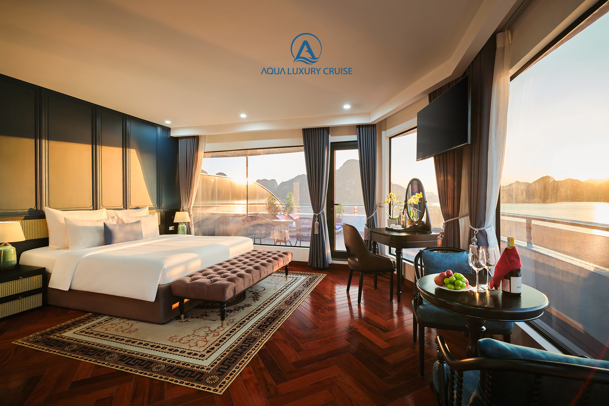 Phòng nghỉ Du thuyền Aqua Luxury