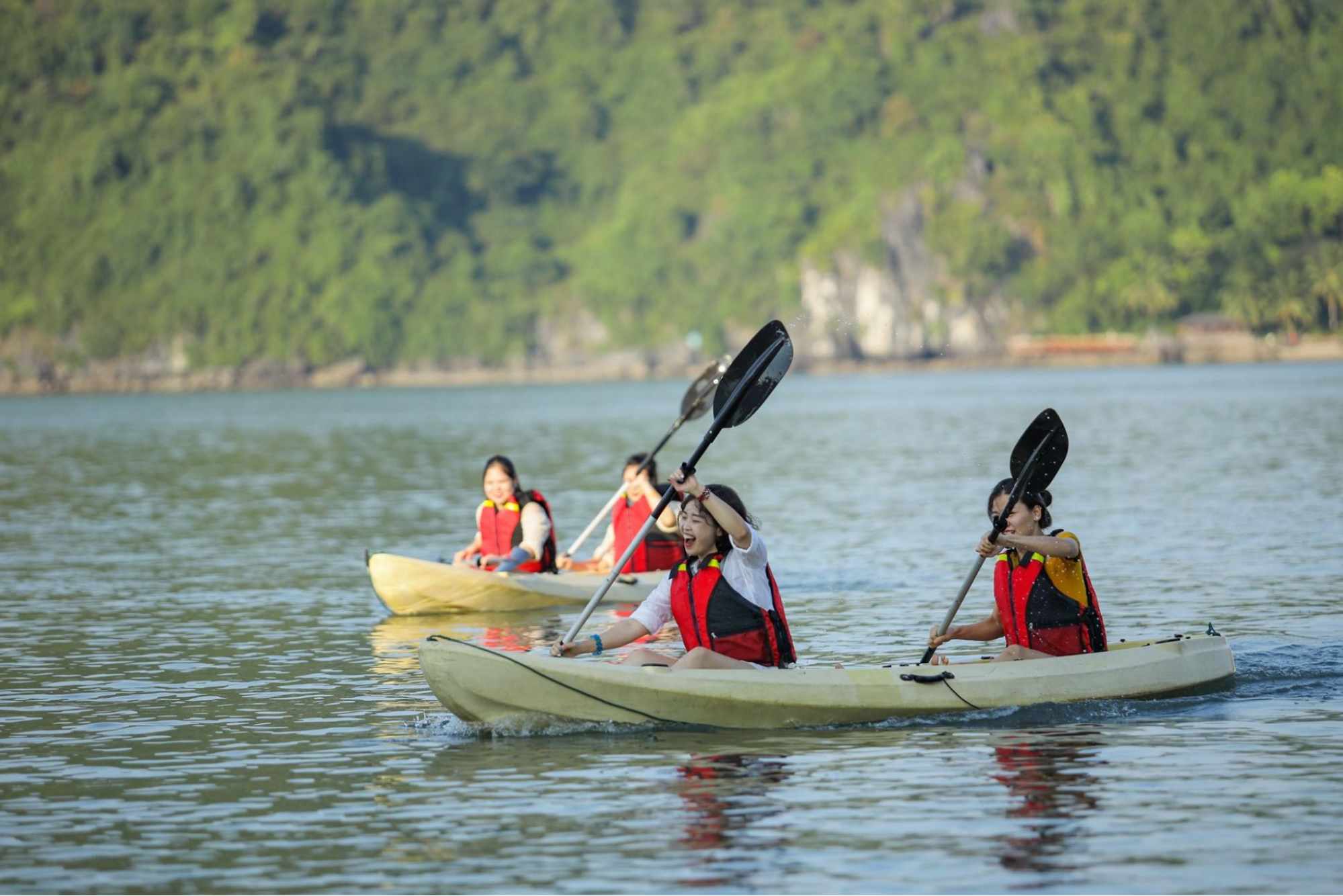 Tuân thủ quy định an toàn khi tham gia hoạt động trong tour Capella