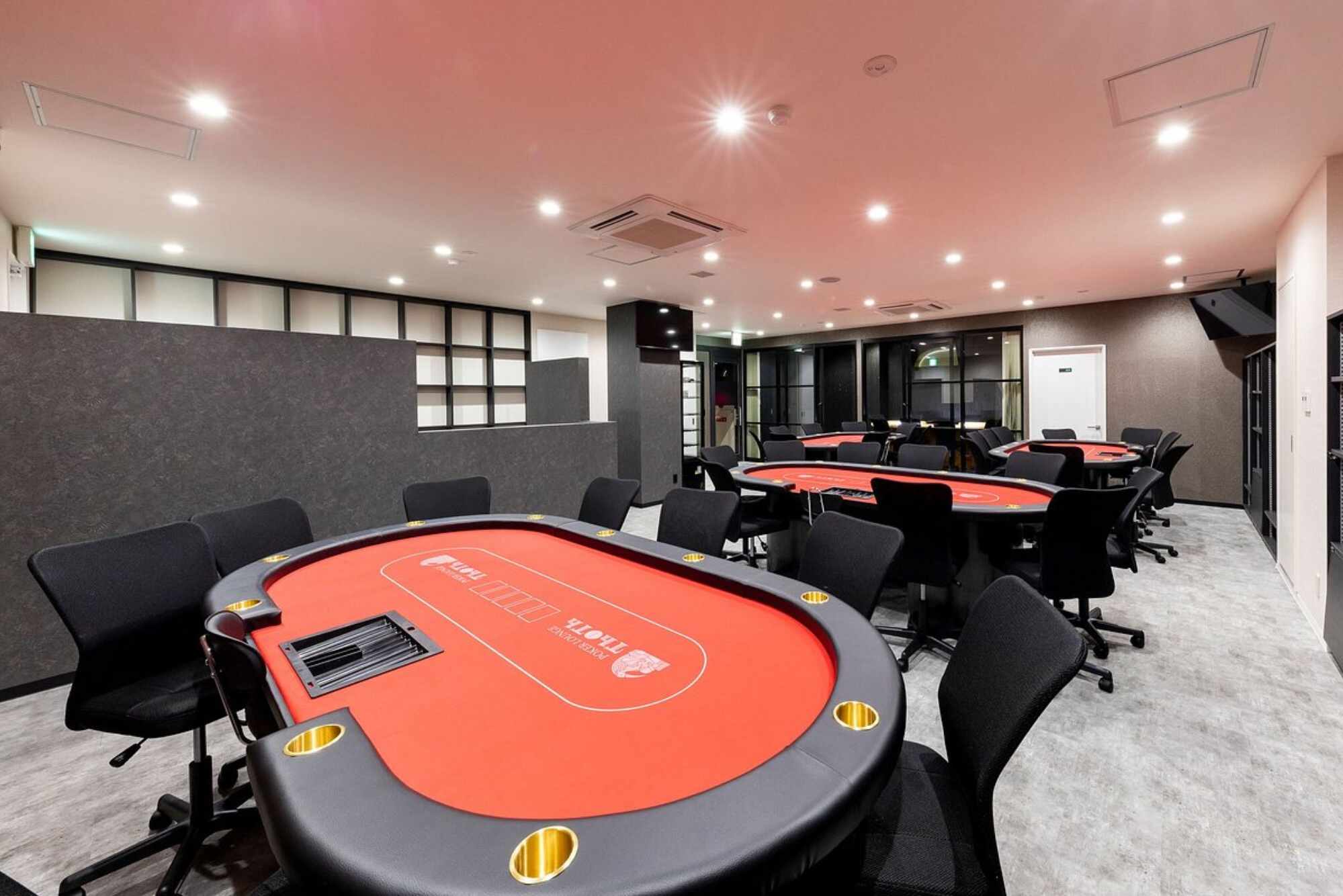 Phòng poker chuyển nghiệp trên du thuyền