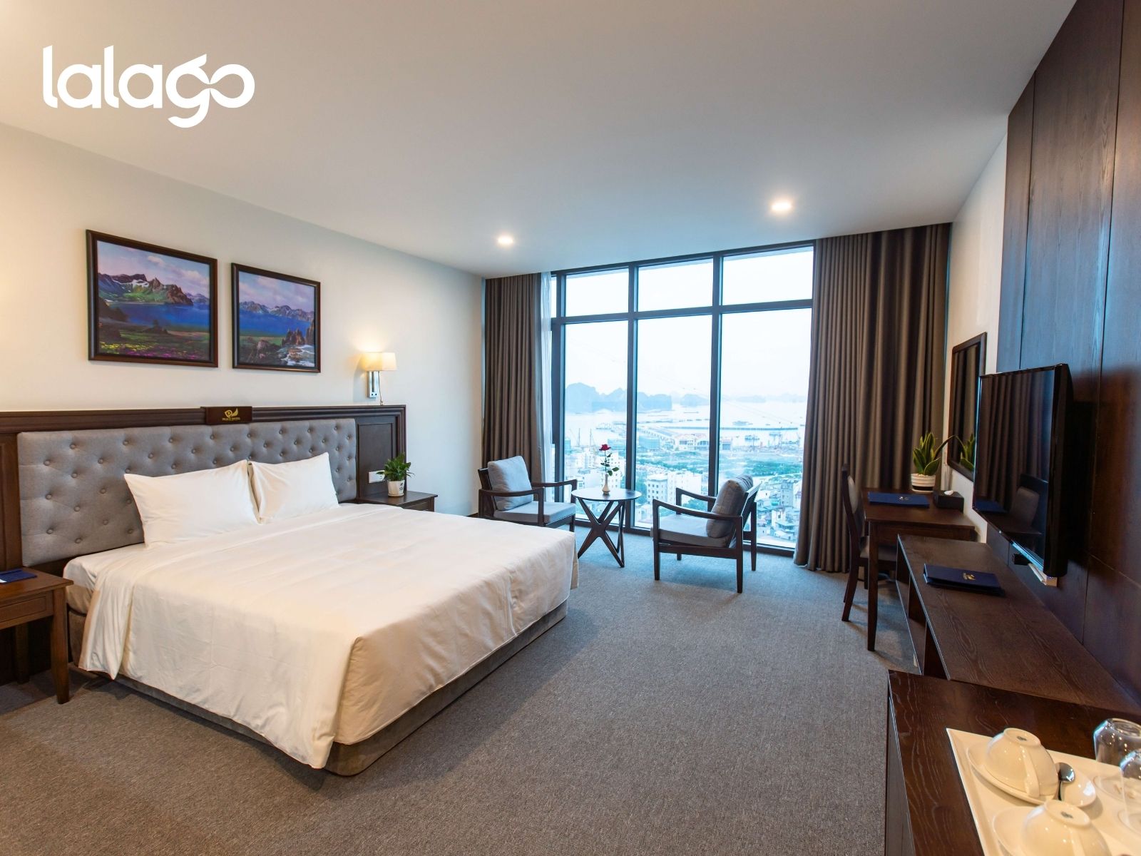 Peace Hotel Hạ Long