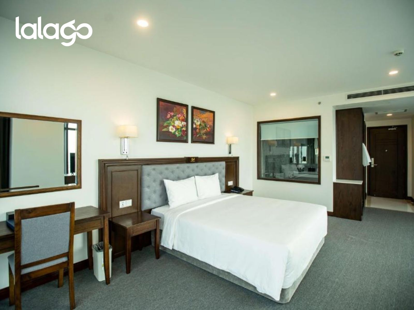 Peace Hotel Hạ Long