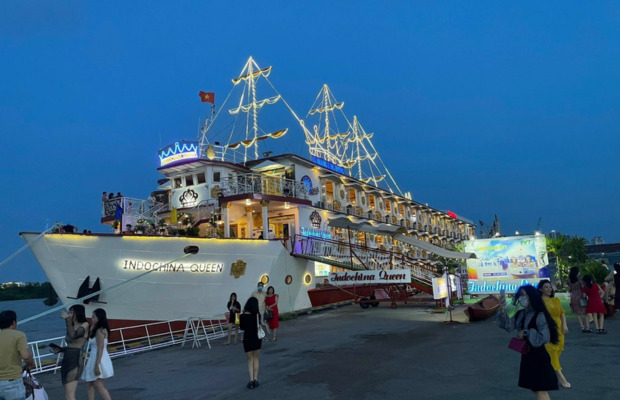 Trải nghiệm bữa tối du thuyền trên Sông Hậu