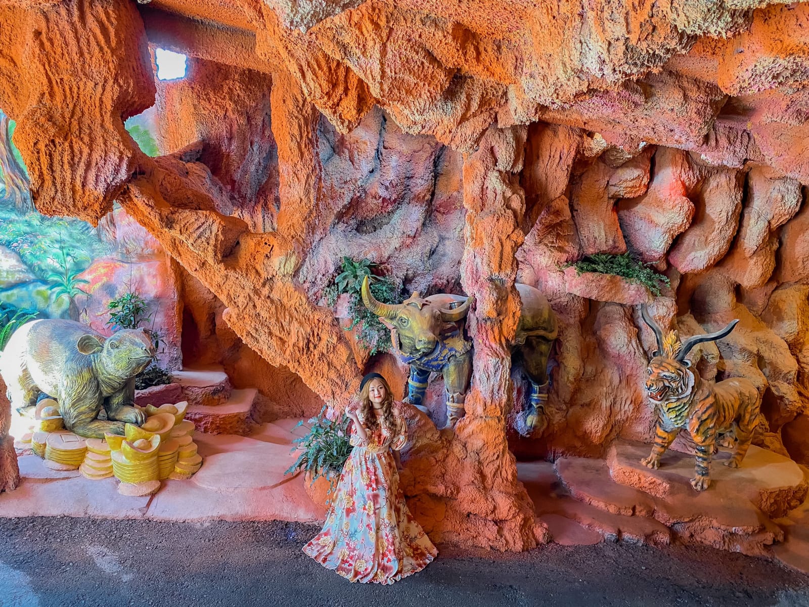 Đường hầm 12 con giáp là không gian kỳ thú, nhuốm màu cổ tích