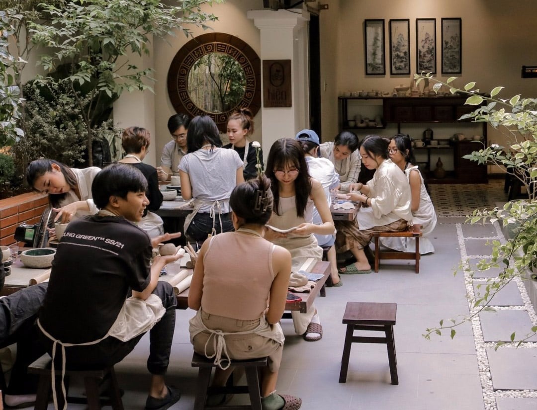 Không gian workshop phù hợp để thư giãn tại Hiên Concept