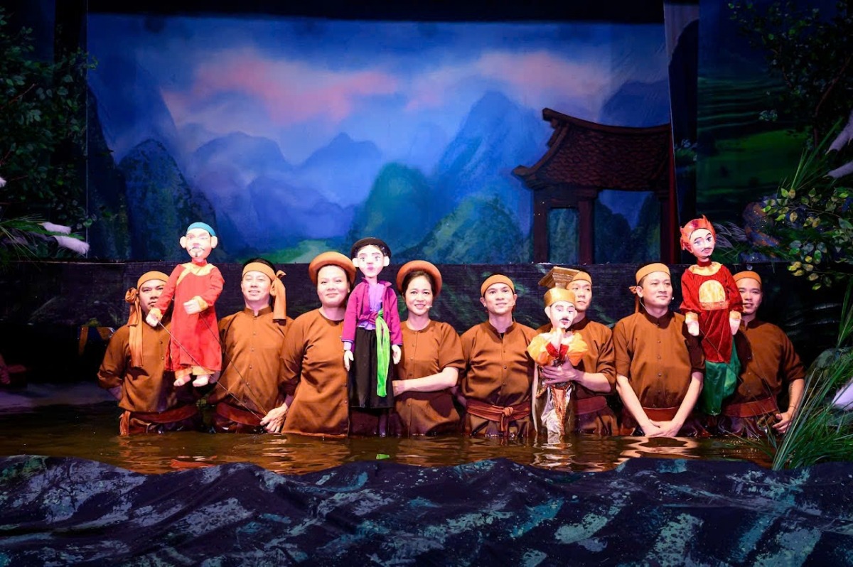 Đặt vé trước giúp trải nghiệm xem rối nước trọn vẹn hơn