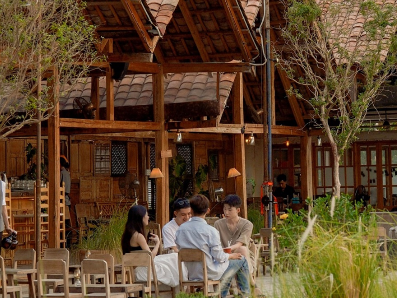 Trên Tầng Thượng là điểm hẹn bình yên giữa Sài Gòn náo nhiệt