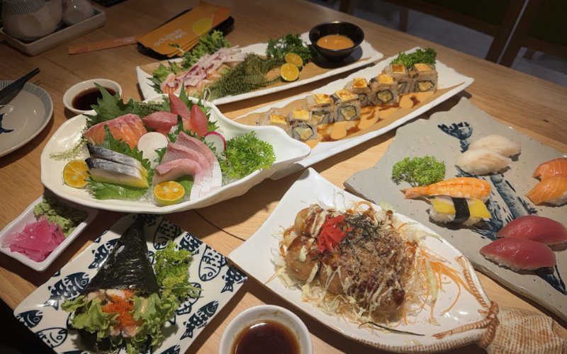 Menu Sushi Uraetei cực phong phú, đồ ăn hảo hạng
