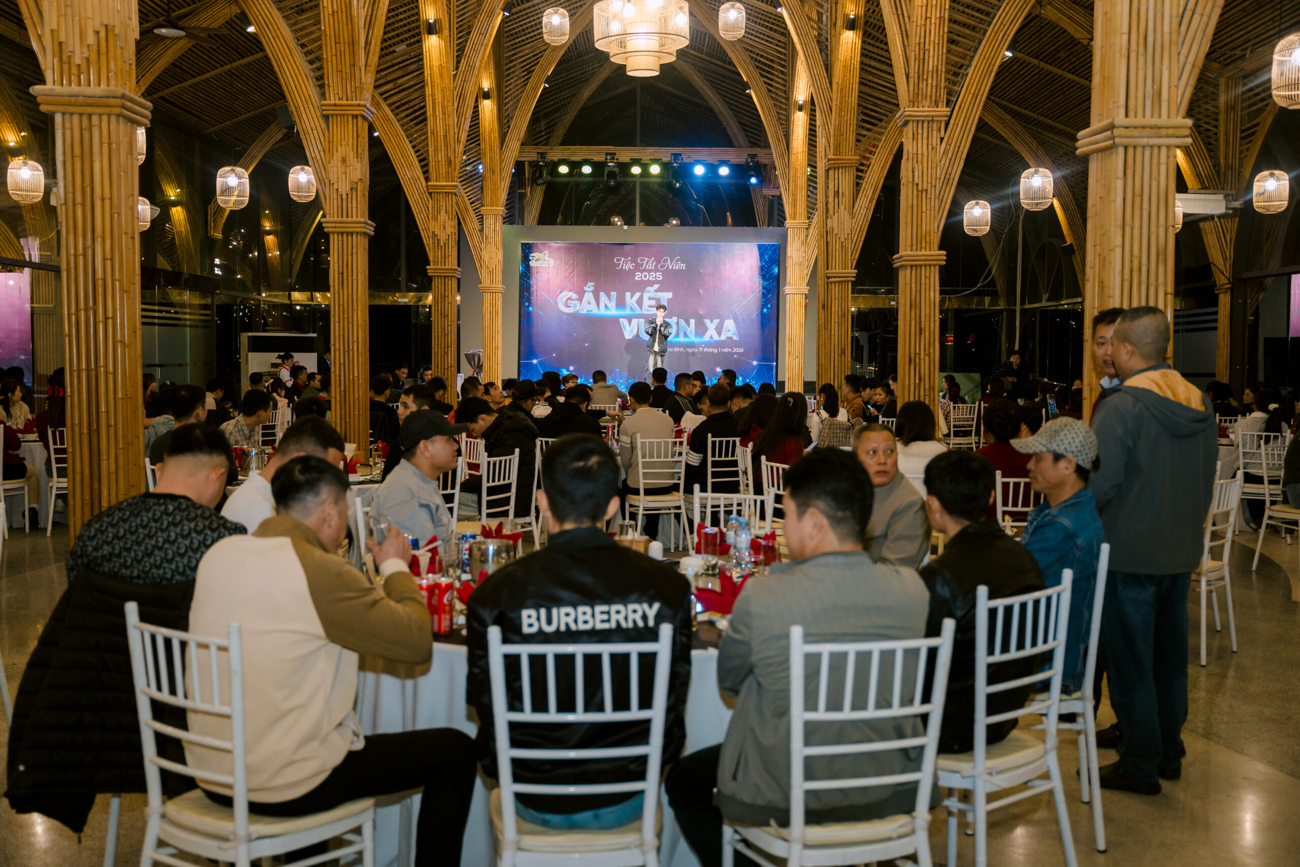 Chị Bích Huệ - Trưởng đoàn công ty Cổ phần Tân Hưng