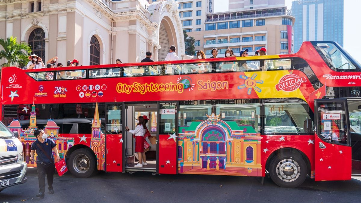 Thiết kế xe mui trần mang đến không gian mát mẻ, thoải mái