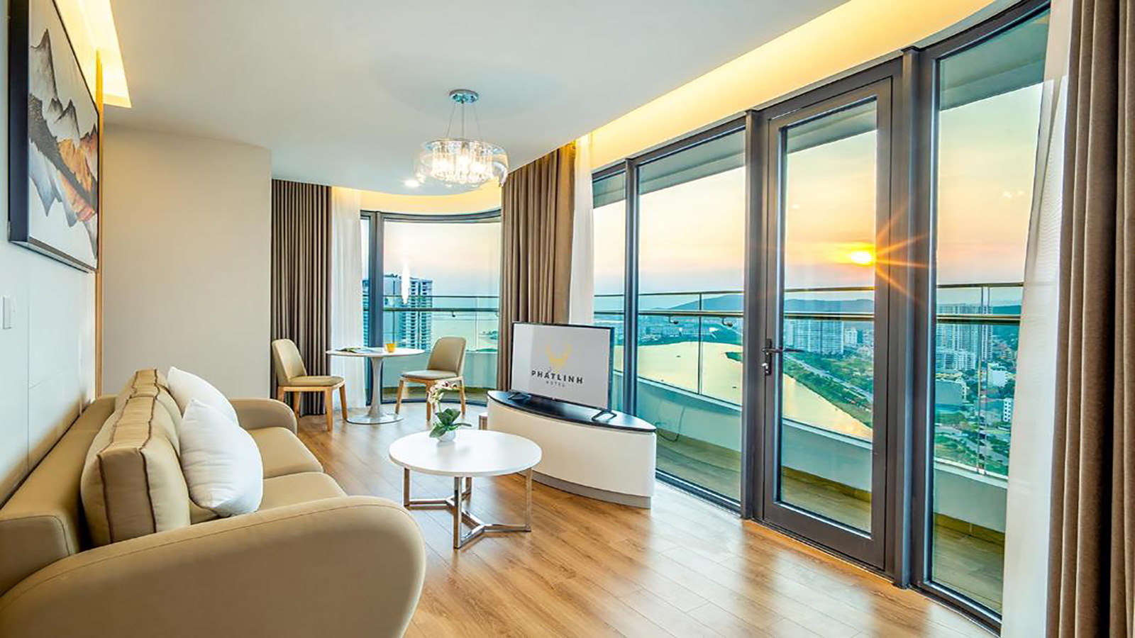 Suite Ocean View với view vịnh Hạ Long