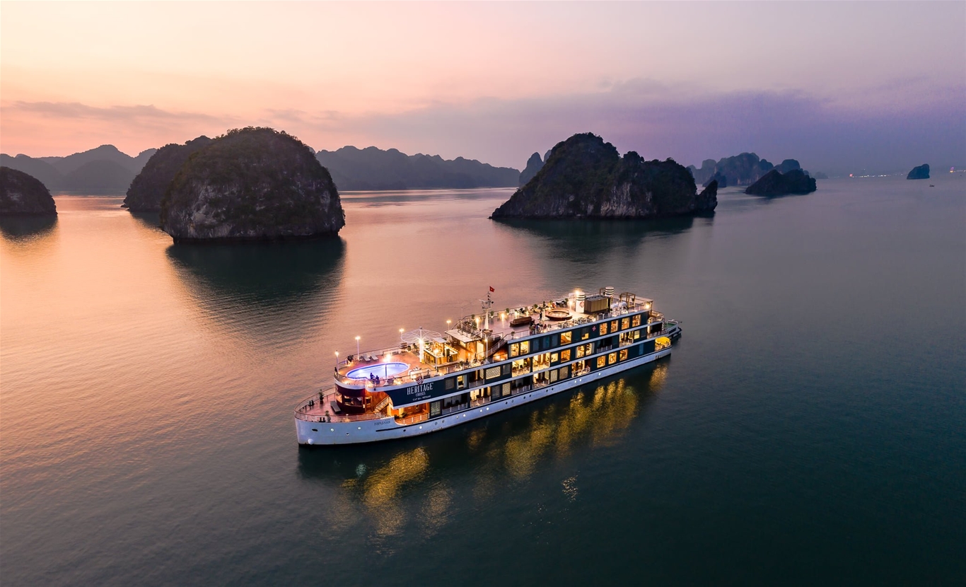 Du thuyền Hạ Long mang đến trải nghiệm nghỉ dưỡng 5 sao