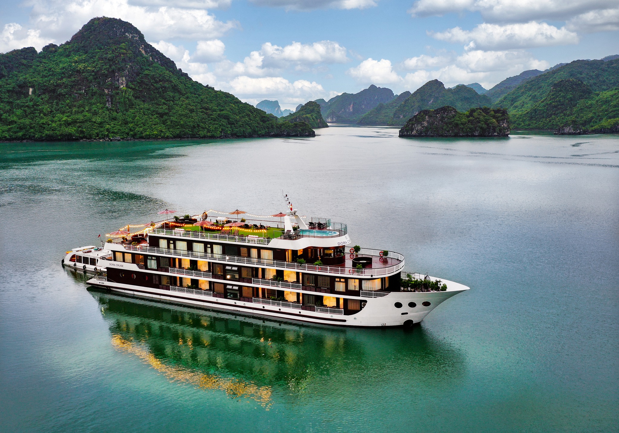 Dora Cruise thiết kế ấn tượng với 22 cabin riêng tư