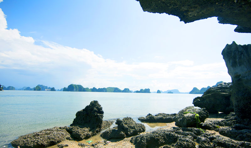 Hang Hồ Động Tiên là tiên cảnh trong lòng di sản vịnh Hạ Long