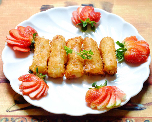 Món nem hoa quả rán nghe lạ mà siêu hấp dẫn