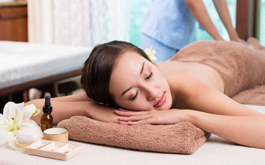 Du khách trải nghiệm dịch vụ Spa đẳng cấp 5 sao