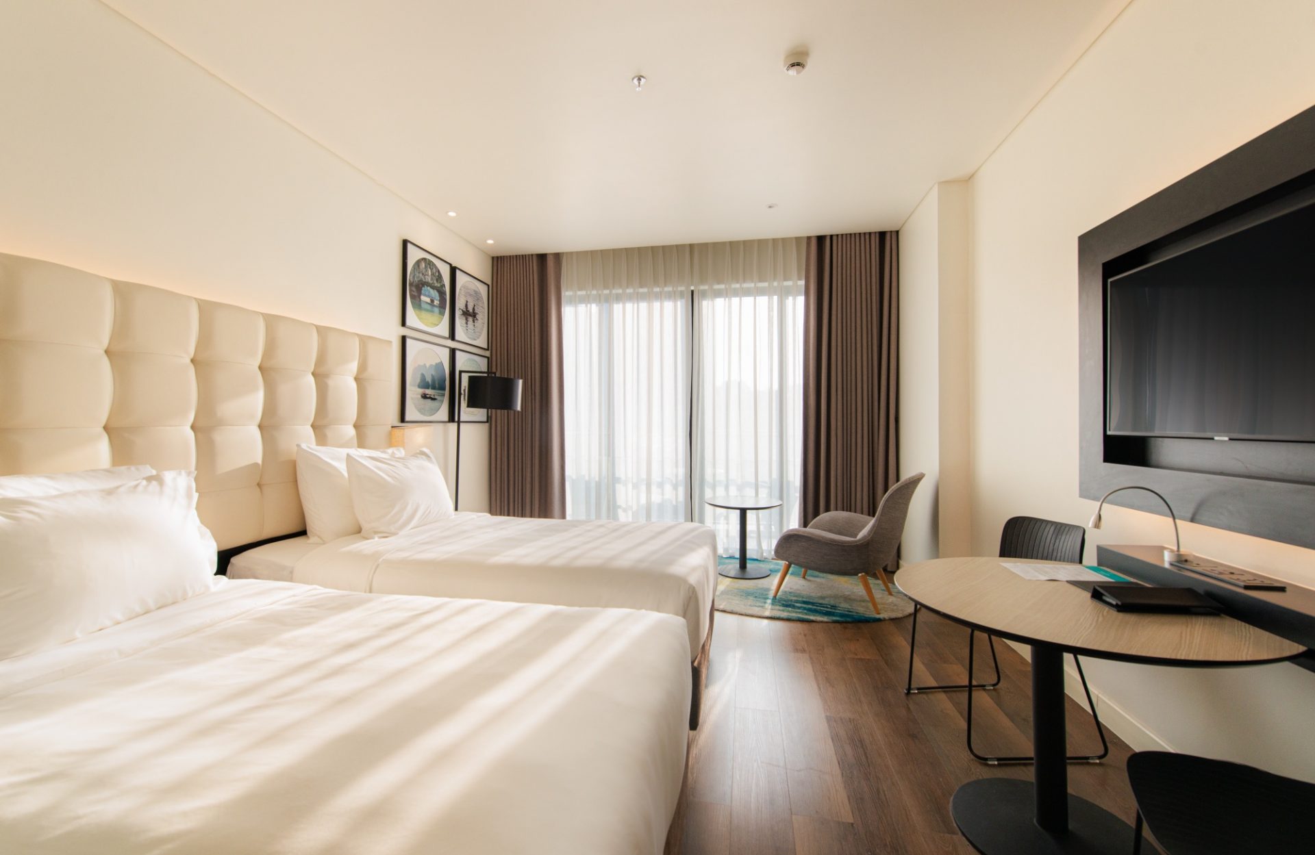 Deluxe Panoramic rộng 30m2, view thông thoáng