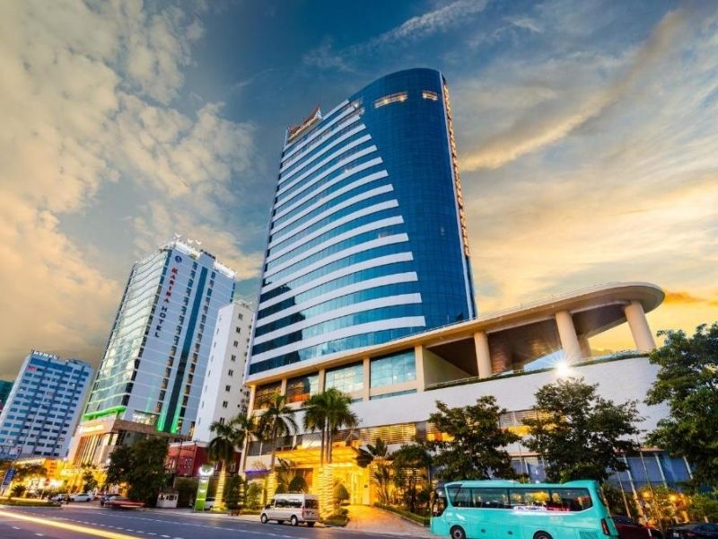 Mường Thanh Grand Hạ Long với không gian sang trọng cùng thiết kế hài hòa 