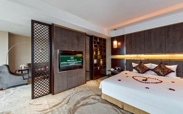 Phòng Executive Suite tiện nghi, sang trọng