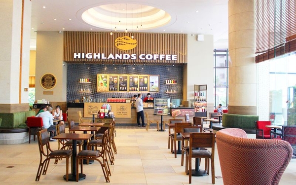 Highlands Coffee trong khuôn viên khách sạn Mường Thanh