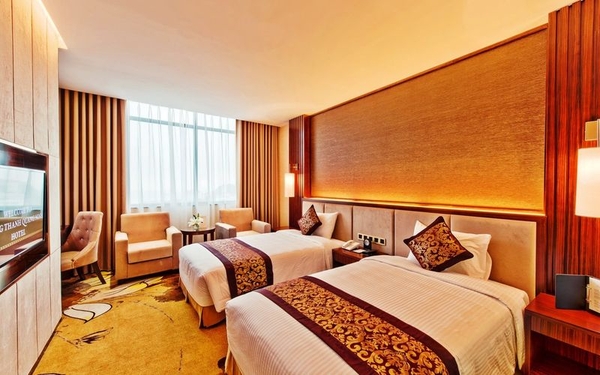 Phòng Deluxe Twin hai giường đơn rộng rãi tiện nghi