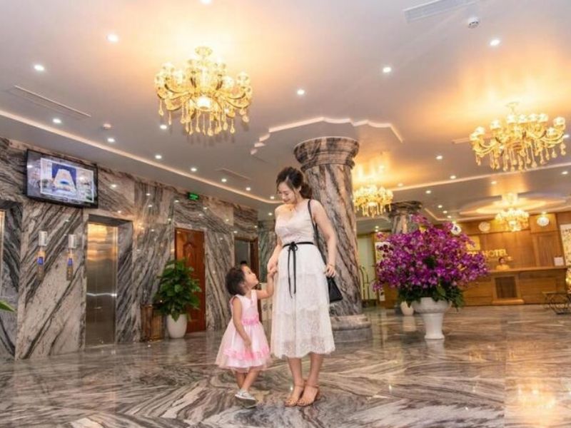 Không quá khó để bạn có thể di chuyển tới Thái Sơn Luxury Hotel