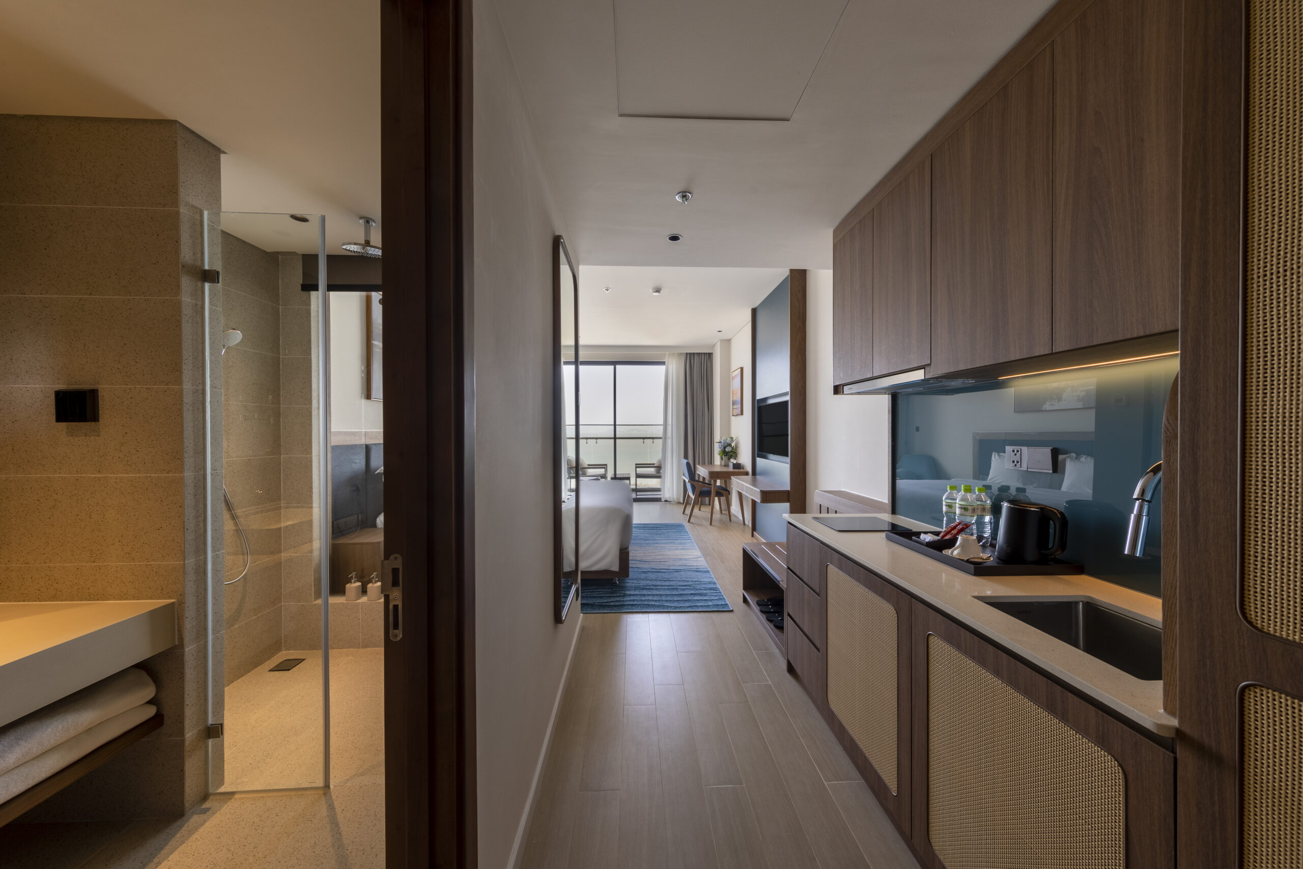 Phòng nghỉ tại Vienna House by Wyndham Charm Long Hải