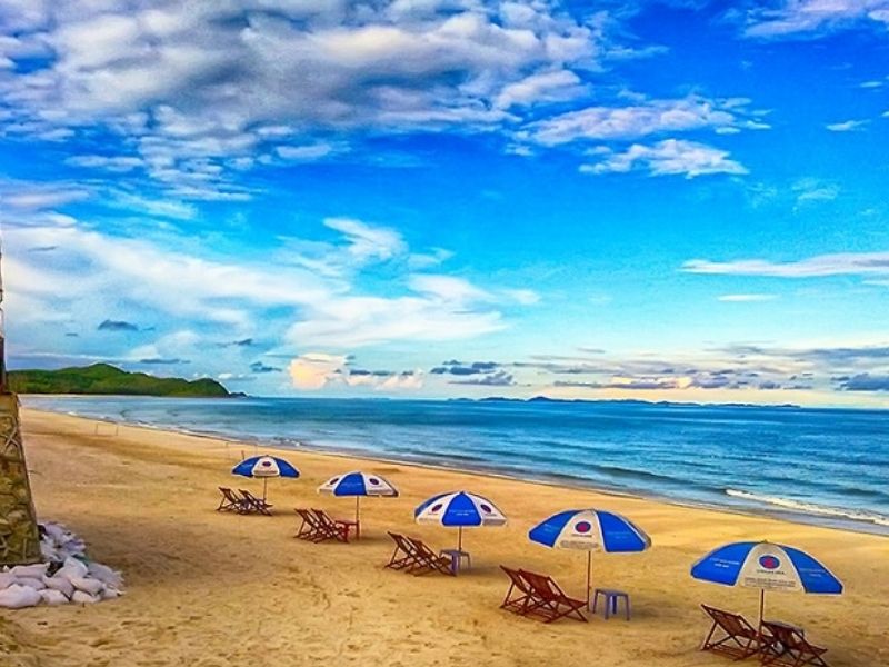 Angsana Quan Lạn Resort nằm tại nơi giao hòa giữa thiên nhiên hoang sơ và văn hóa truyền thống trong quần thể Bái Tử Long