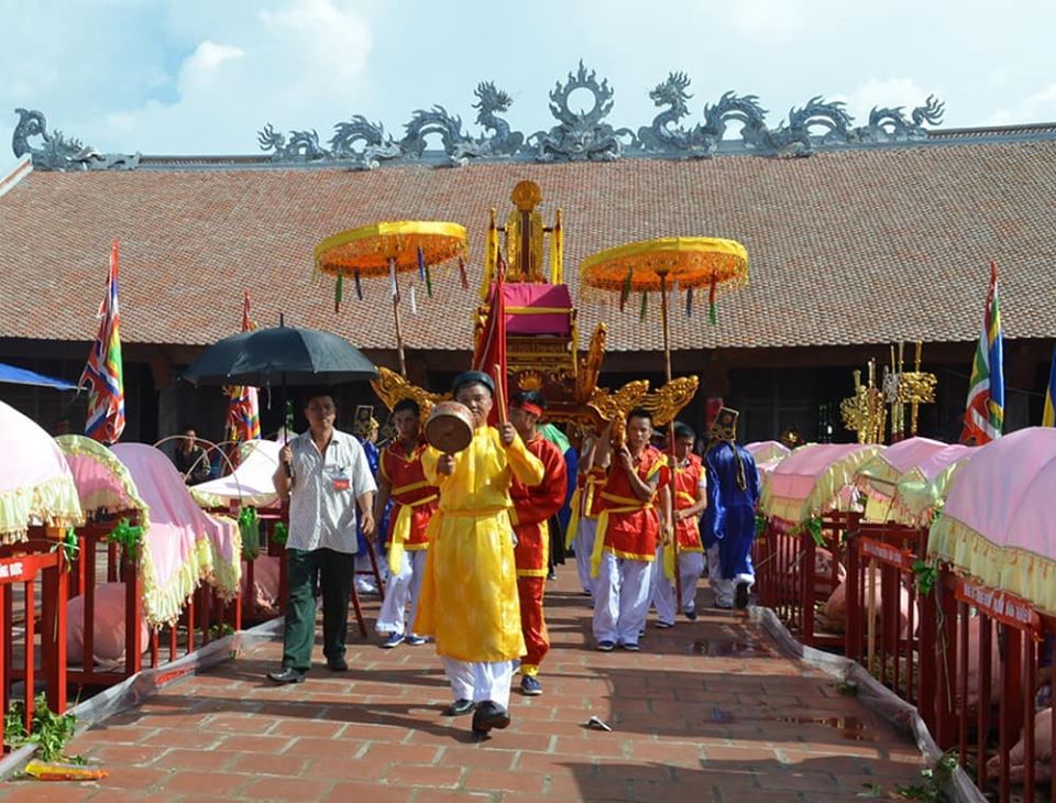 Những lưu ý quan trọng khi ghé thăm chốn linh thiêng