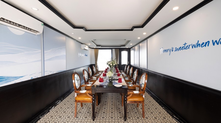 Du thuyền Sea Octopus sở hữu 3 phòng VIP riêng tư, đẳng cấp 5 sao