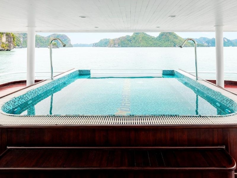 Đặt tour du thuyền tại Lalago giúp bạn tiết kiệm thời gian và nhận mức giá ưu đãi nhất