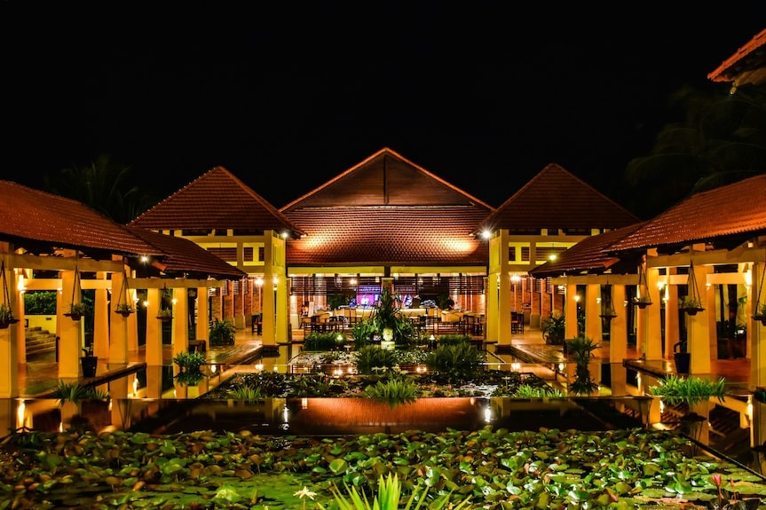 Hòa mình vào thiên nhiên với khu nghỉ dưỡng lâu đời với vườn bách thảo rộng lớn