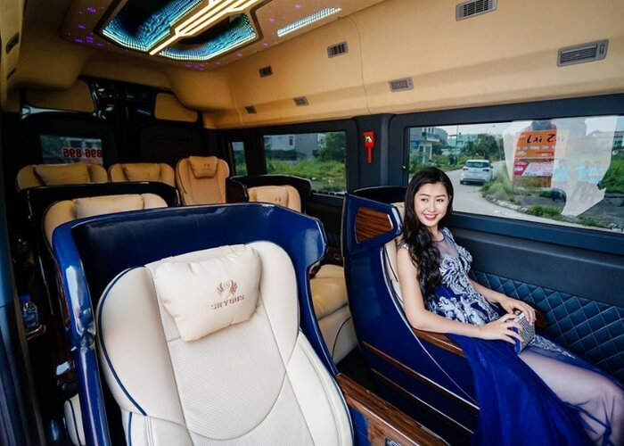 Xe Limousine là sự lựa chọn thoải mái nhất để bạn di chuyển từ Hà Nội đến Hạ Long