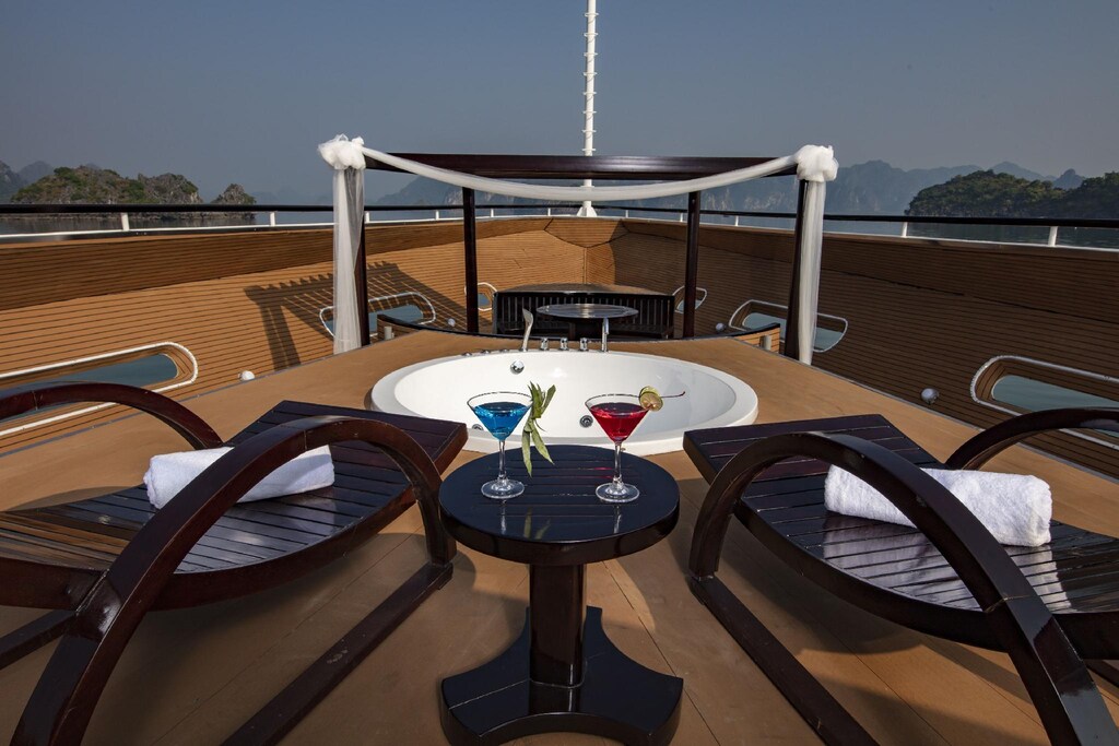 Scarlet Pearl Cruise