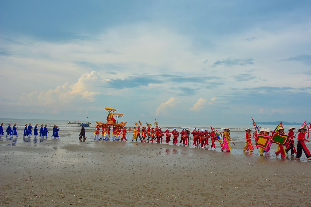 Lễ hội đình Trà Cổ của cư dân vùng biển Bắc Bộ