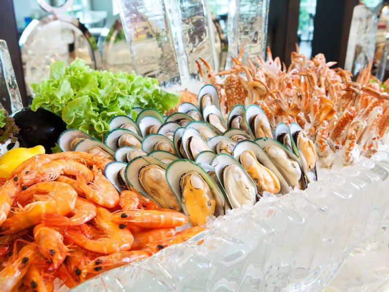 Hải sản tươi ngon trên đảo Nam Cát