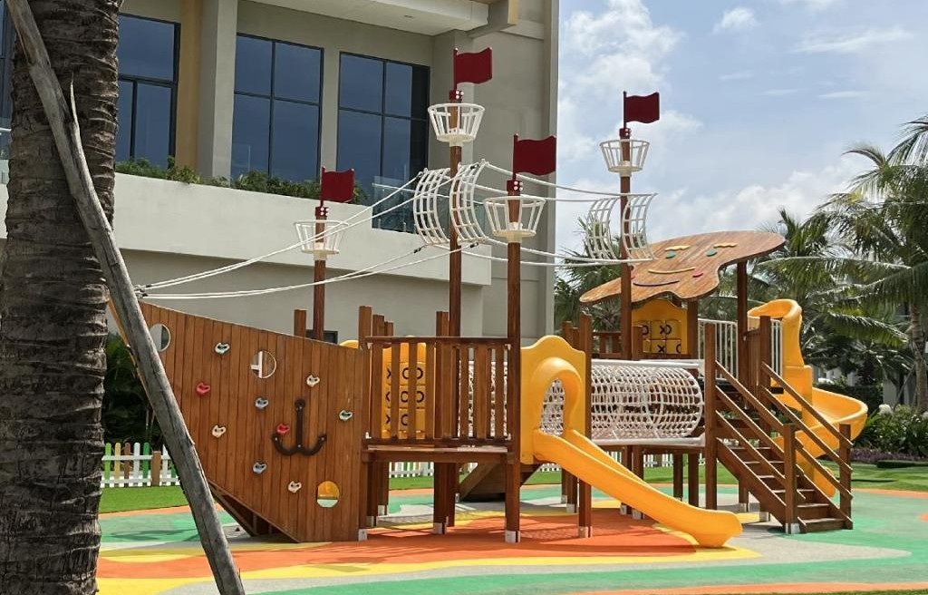 Khu vui chơi nhỏ ngoài trời cho các bé