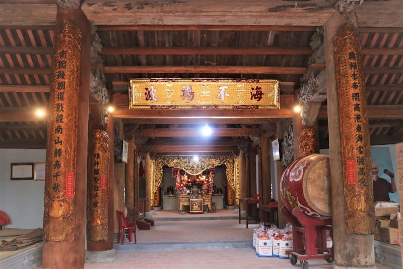 Đình Quan Lạn là nơi thờ Thành hoàng làng cùng nhiều nhân vật có công với vùng đất Vân Đồn