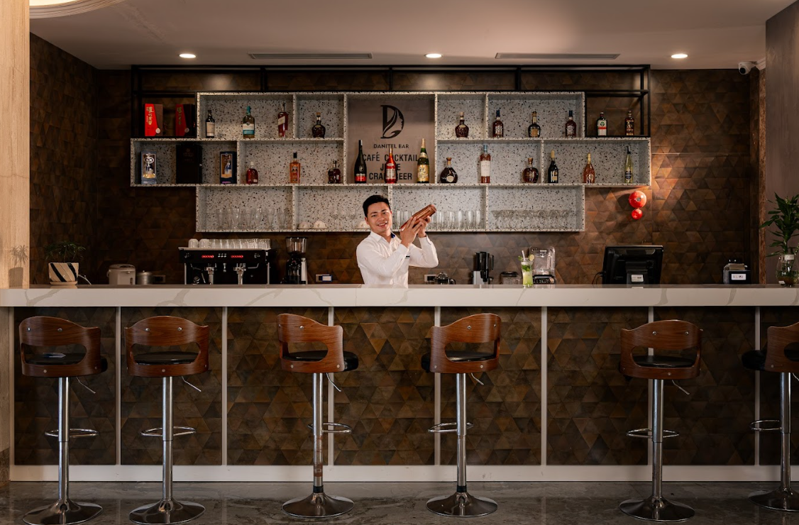 Quầy Bar ở Khách sạn Danitel Hạ Long