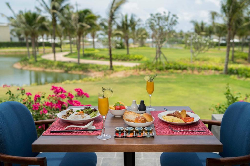 Bữa ăn tinh tế và sang trọng tại Melia Hồ Tràm