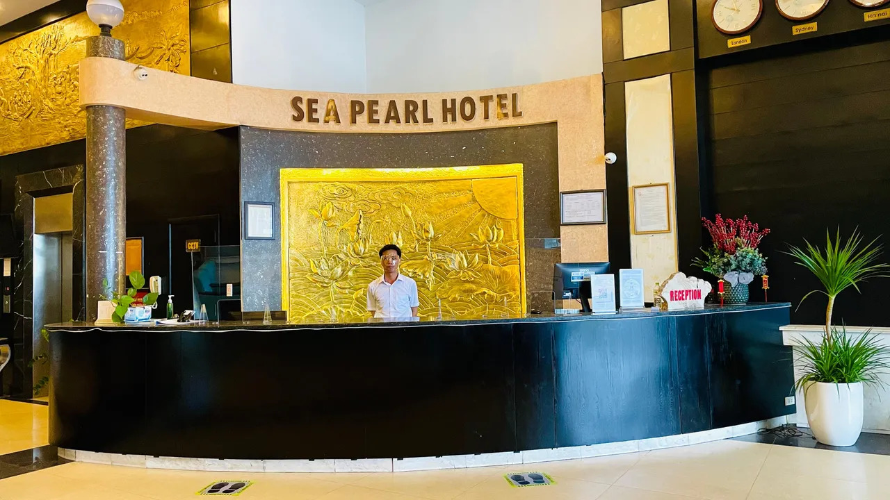 Khu lễ tân mang thiết kế sang trọng