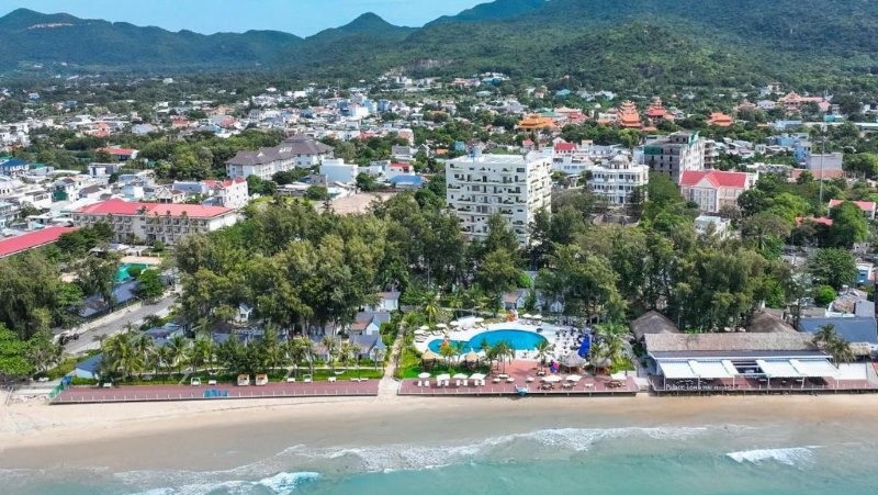 Không gian sang trọng nhìn ra biển tại một resort cao cấp ở Long Hải